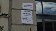 Cartel contra Leandro Esteban de interinos en Castilla-La Mancha / Foto: Javier Robla