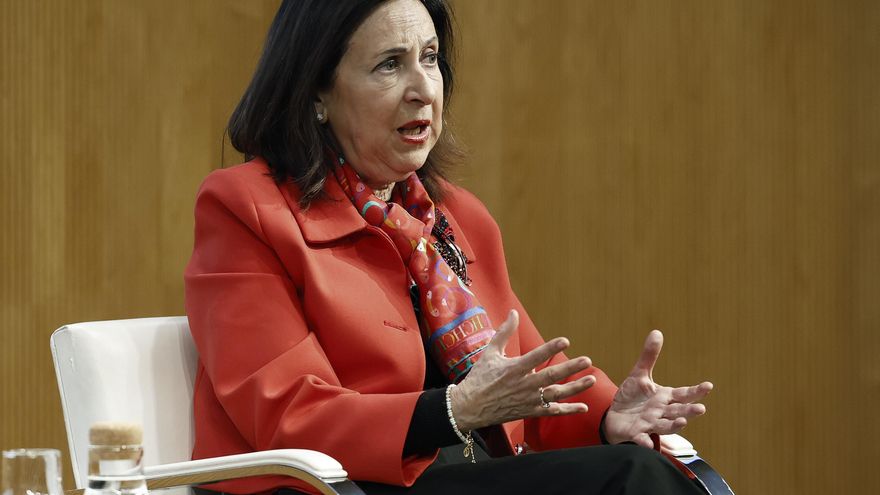 La ministra de Defensa, Margarita Robles, durante una conferencia en Barcelona el pasado mes de marzo. EFE/Andreu Dalmau