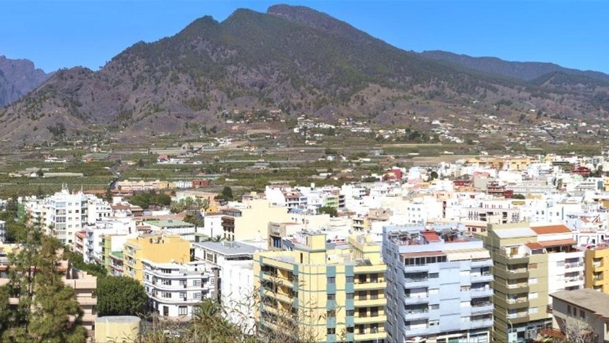 El Ayuntamiento de Los Llanos de Aridane, en La Palma, abre una cuenta bancaria para donativos