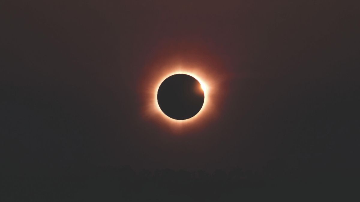 Fase final del eclipse solar
