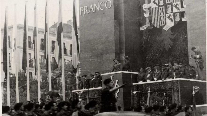 Desfile de la Victoria en Madrid, 19 de mayo de 1939.