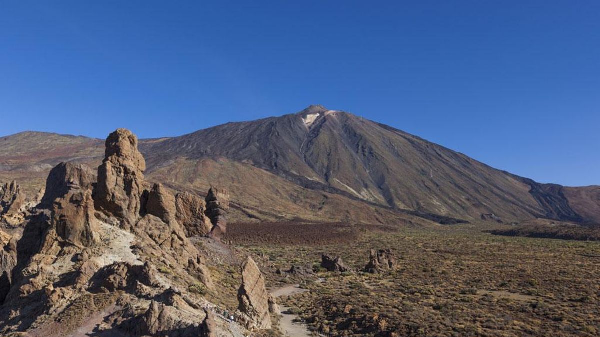 Rescatada una mujer con mal de altura en el Parque Nacional del Teide