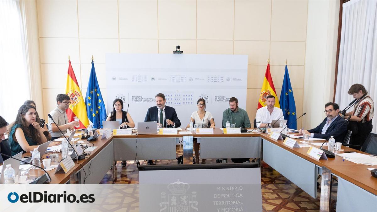 El Gobierno central y las comunidades acuerdan repartir 35 millones para la atención a los menores migrantes