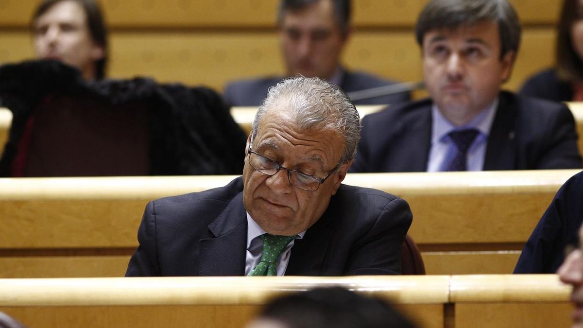 Un senador autonómico por Madrid, Jesús Fermosel (PP), primero en acreditarse en el Senado tras las elecciones