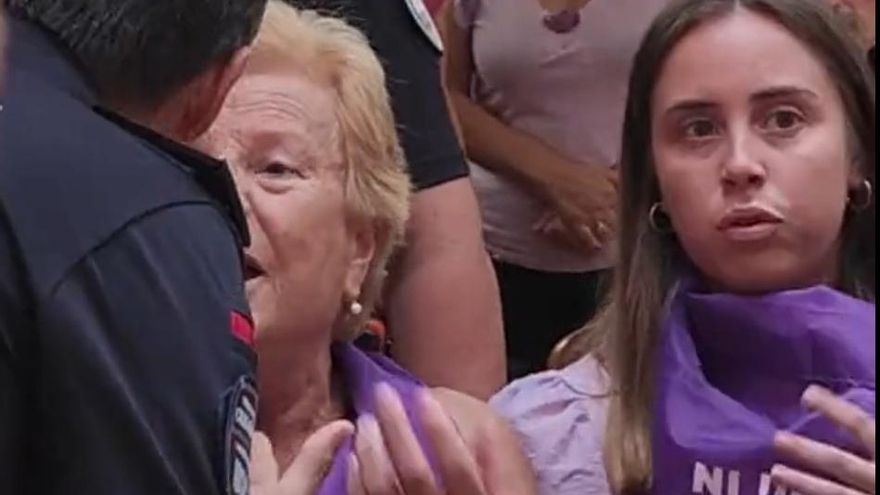 Protesta vecinal en Molina de Segura para recuperar la concejalía de Igualdad eliminada por PP y Vox