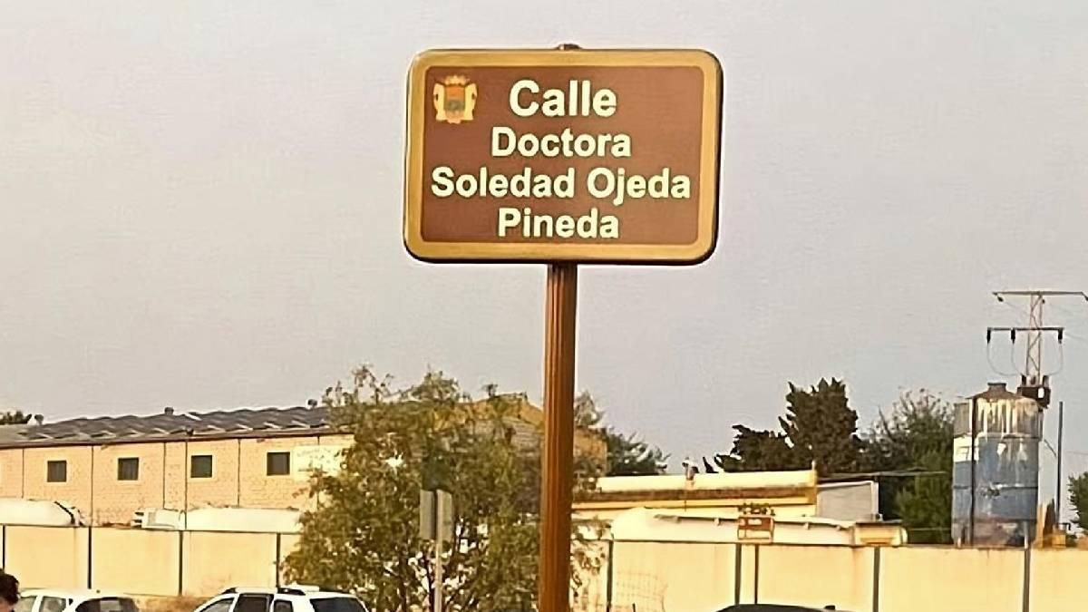 Moriles dedica una calle a la jefa de Cardiología del Hospital Quirónsalud Córdoba