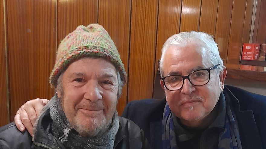 El autor de este artículo (izquierda) con Antonio Lázaro