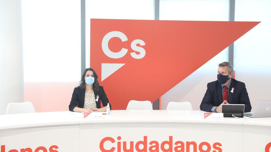 Los críticos de Ciudadanos piden una Asamblea ordinaria tras la debacle electoral en Catalunya