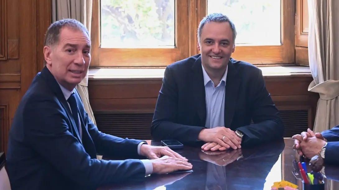 Santilli cierra sus visitas a gobernadores y enfrenta la prueba de verificar si están los votos para las reformas de Milei