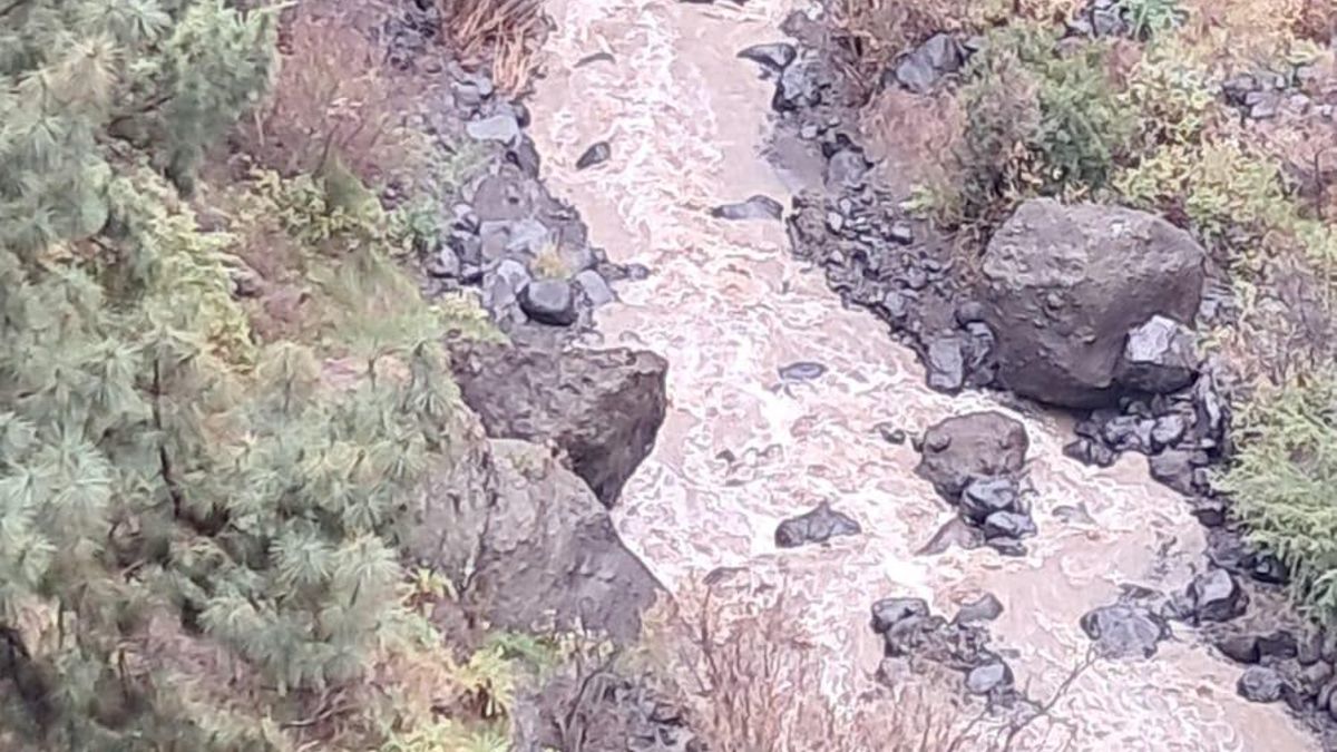 Corre el barranco de Las Angustias con las primeras lluvias de la borrasca ‘Therese’