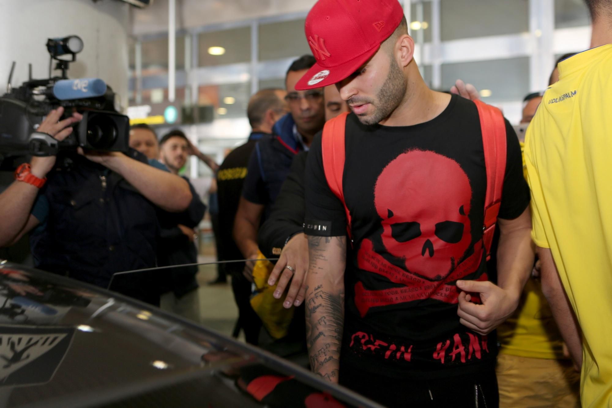 Llegada de Jesé al aeropuerto de Gran Canaria. Alejandro Ramos.