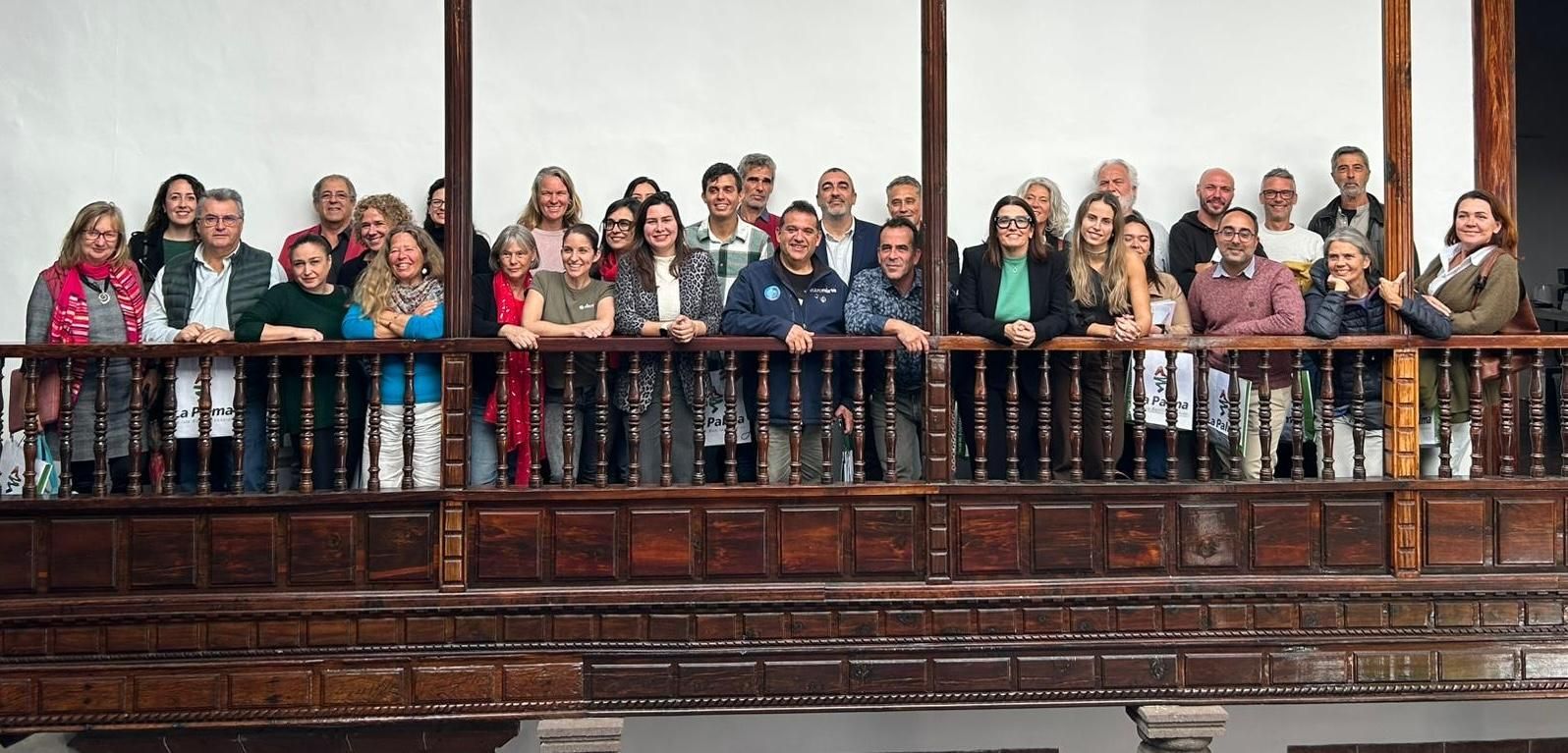 El  catálogo de ecoturismo del Cabildo incluye 38 experiencias turísticas acreditadas.