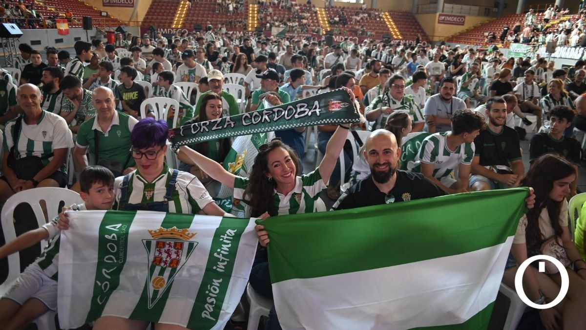 Vista Alegre vibra con el FC Barcelona B - Córdoba CF