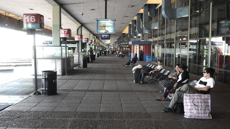 Malvenidos a Retiro: retrato de una terminal que los viajeros odian