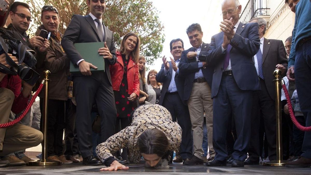 Ángela Molina se convierte en la primera mujer con estrella en el Paseo de la Fama de Almería