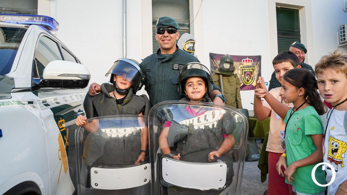 Jornada de puertas abiertas y exhibición de medios de la Guardia Civil