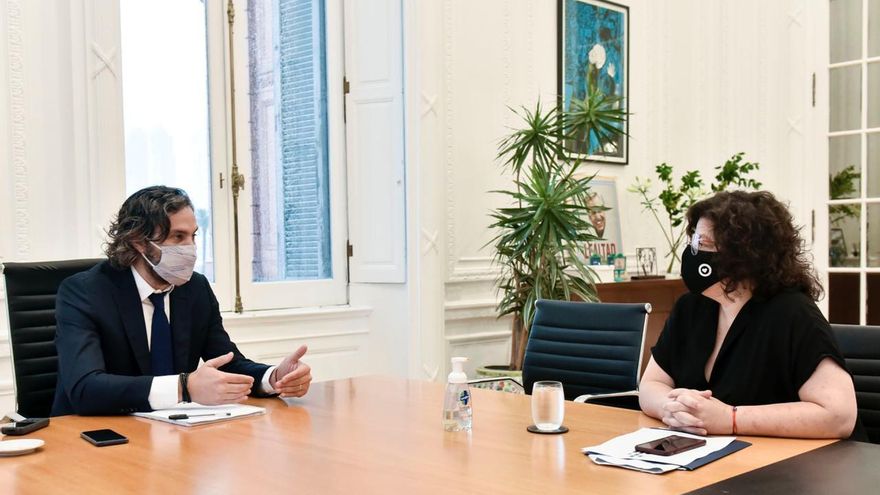 Vacunatorio VIP: el Gobierno prepara un "control extra" para rastrear el destino y el uso de las vacunas