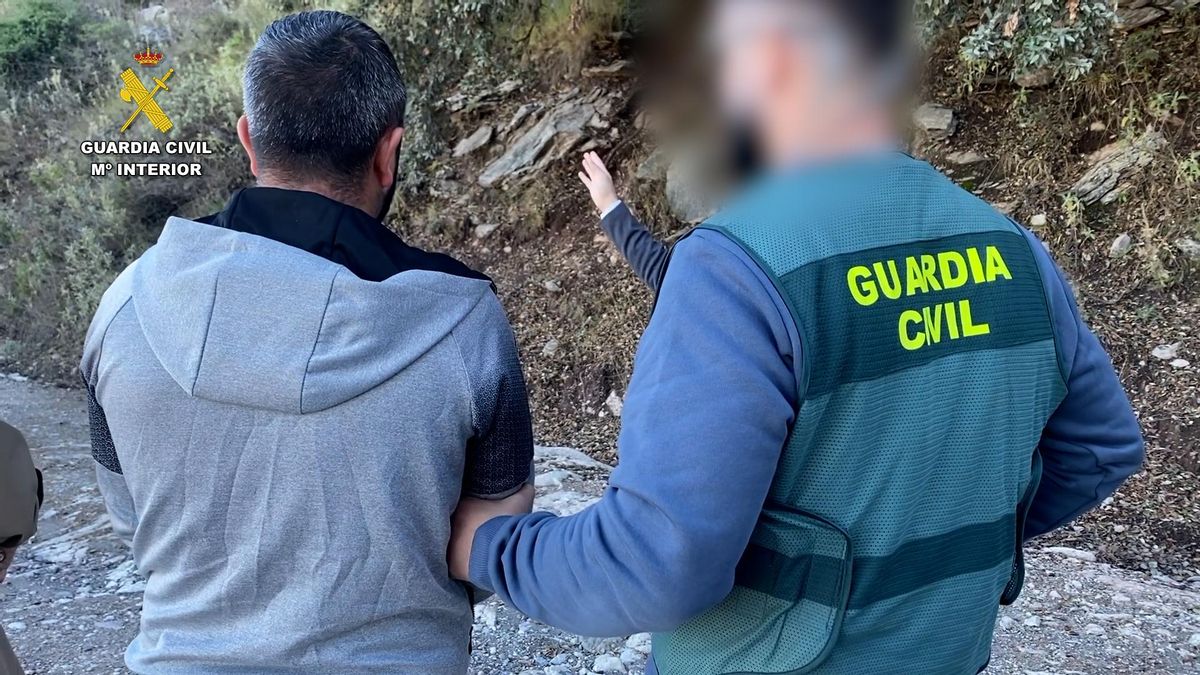 Hallan el cadáver de un vecino de Puente Genil semidesnudo y con signos de violencia