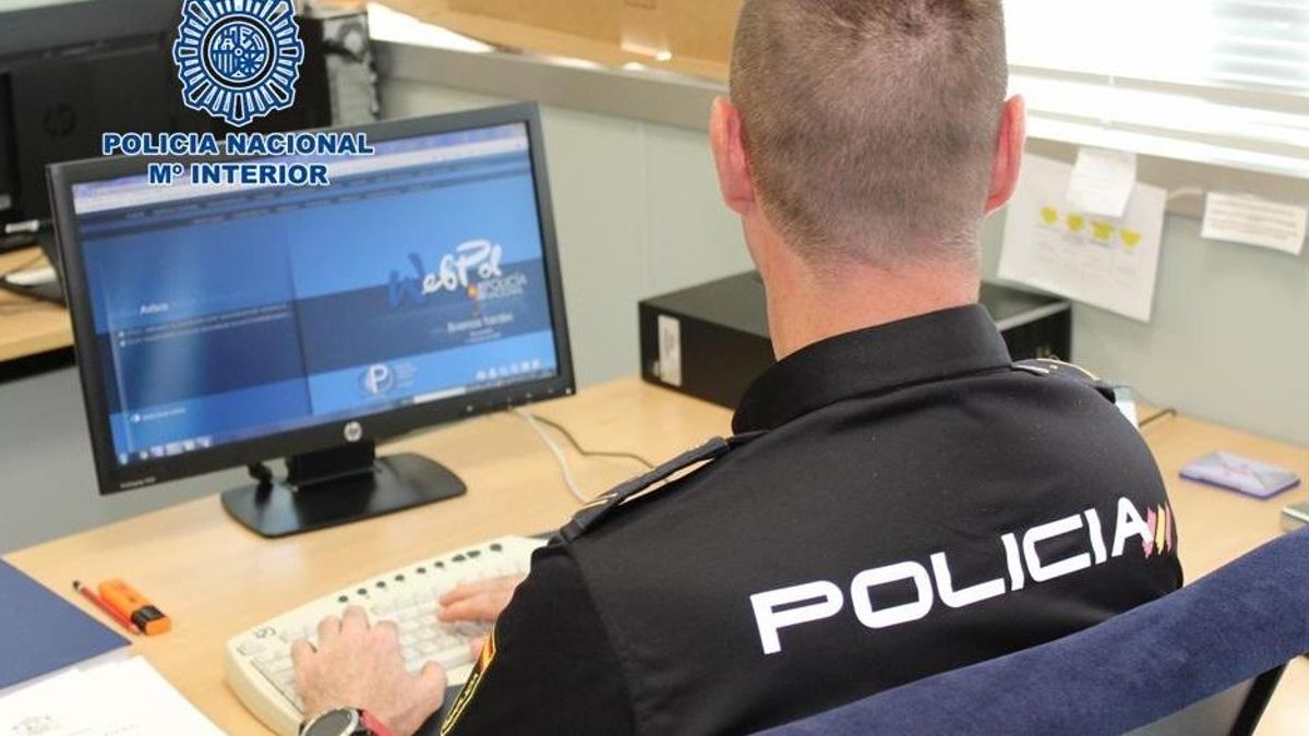 Agente de la Policía Nacional en una imagen de archivo.