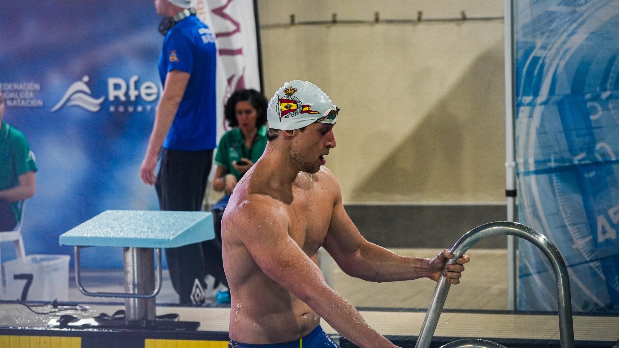 Fase de ascenso de natación