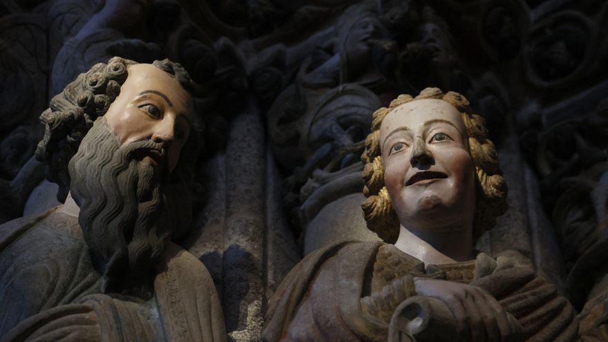 El Supremo obliga a la familia Franco a devolver las estatuas del Pórtico de la Gloria