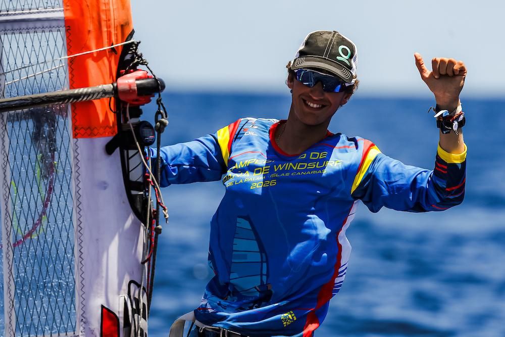 Curro Simbad Llorca, campeón  de España de la clase Techno 293.