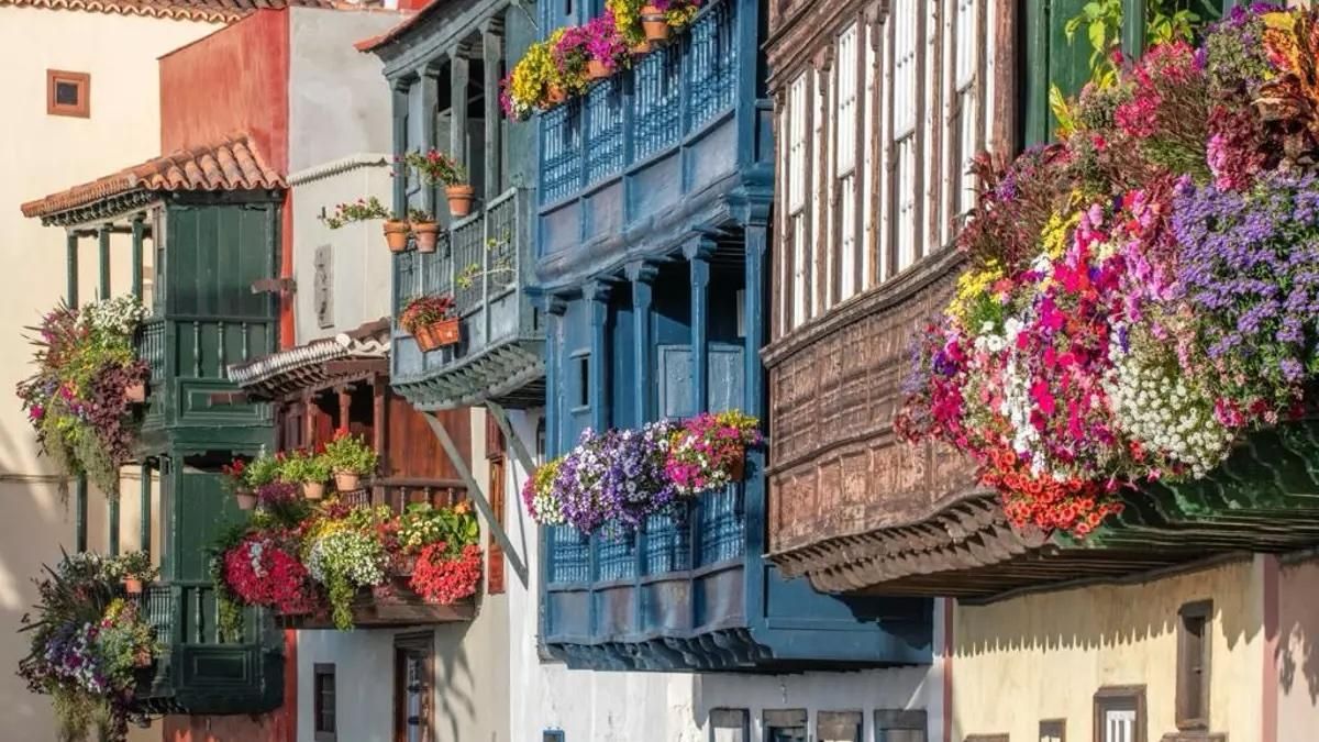 Balcones de la Avenida Marítima de Santa Cruz de La Palma.