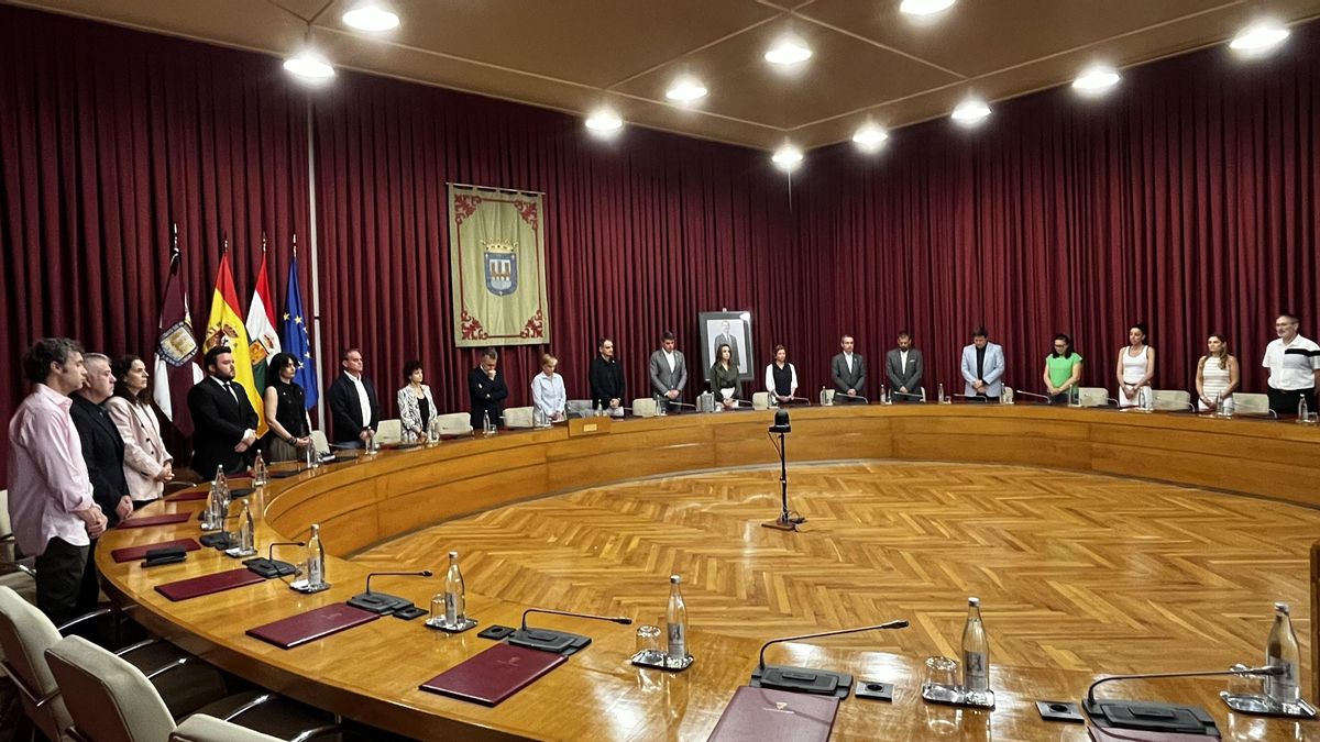 El fallecimiento de Julio Revuelta Altuna deja la bandera de Logroño a media asta