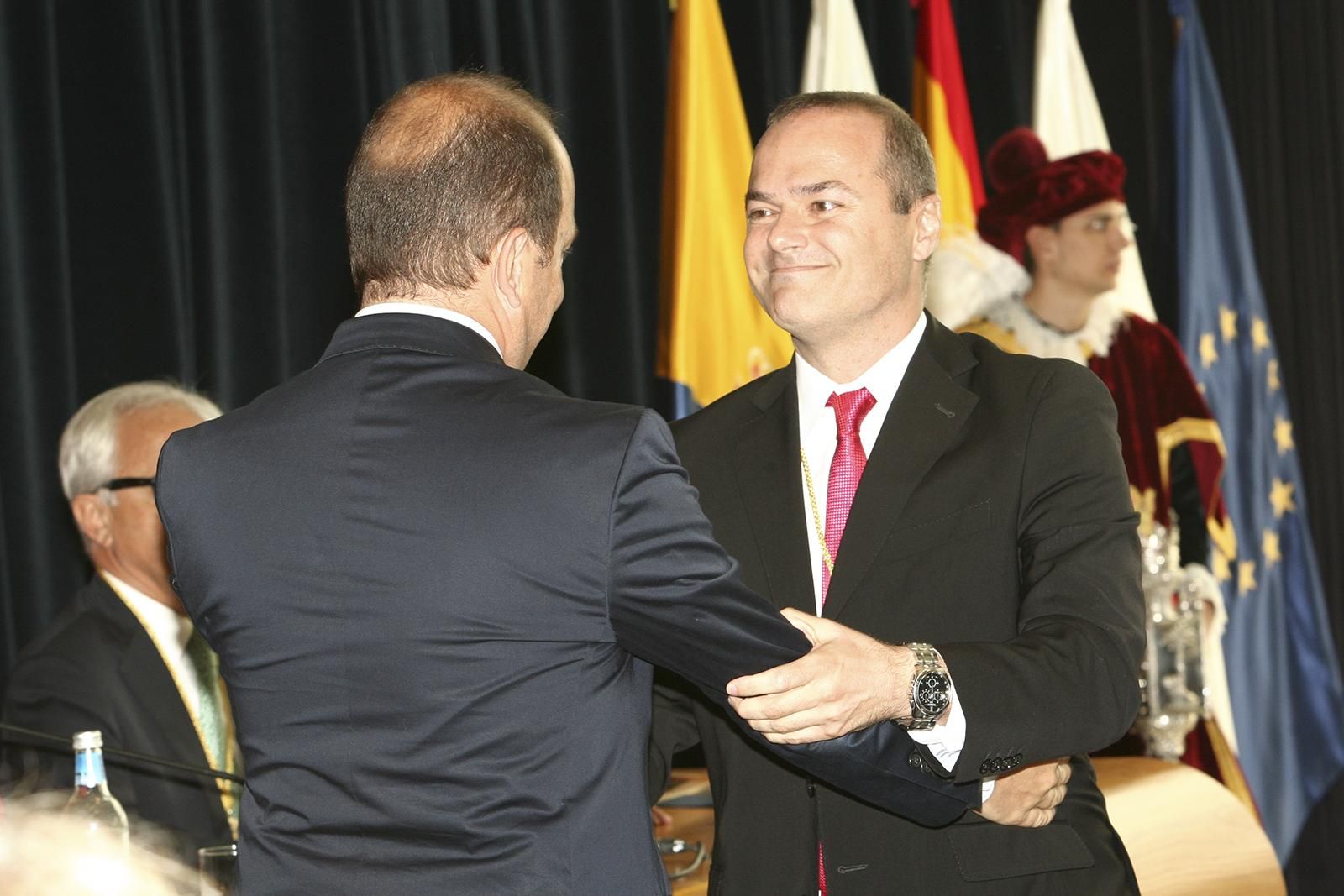 Ceremonia de investidura del Ayuntamiento de Las Palmas de Gran Canaria. (Foto: Alejandro Ramos).