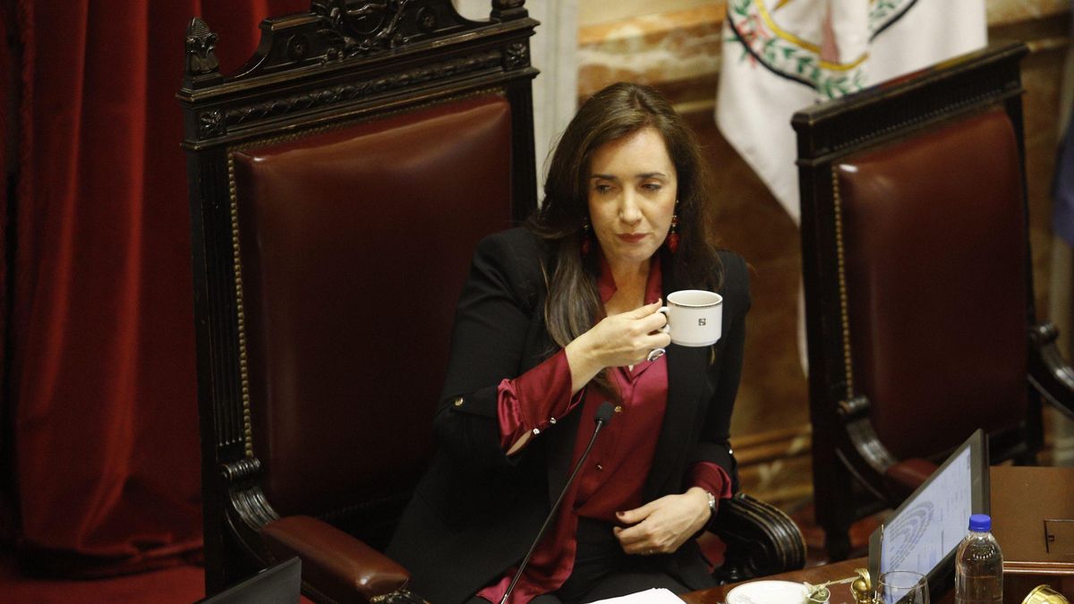 Victoria Villarruel presidió la sesión que volteó el tercer veto de Milei