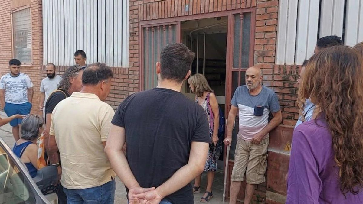 La residencia La Coronada de Villafranca de los Barros acumula días sin agua caliente y algunas familias optan por llevarse a sus residentes