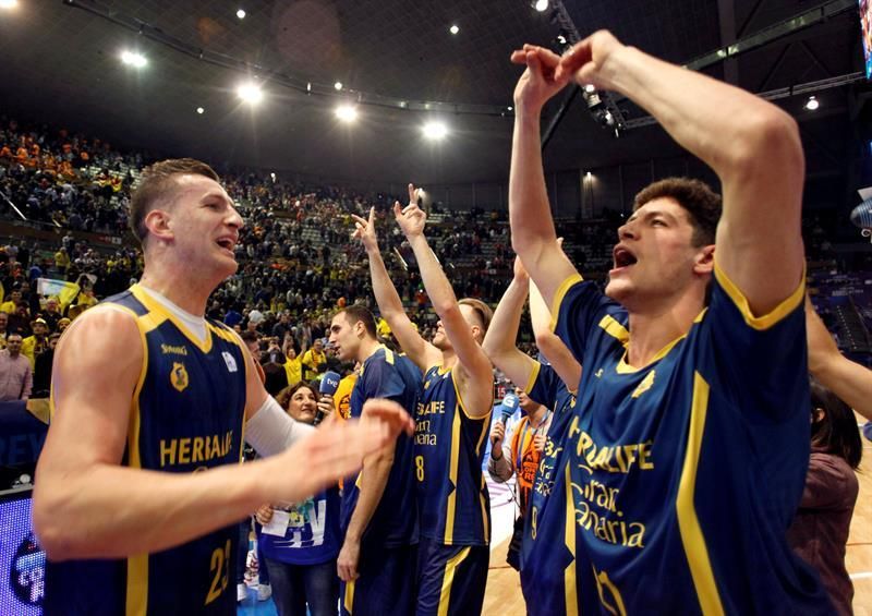 Partido de cuartos de final de la Copa del Rey entre el Valencia Basket y el Herbalife Gran Canaria en La Coruña. Efe.