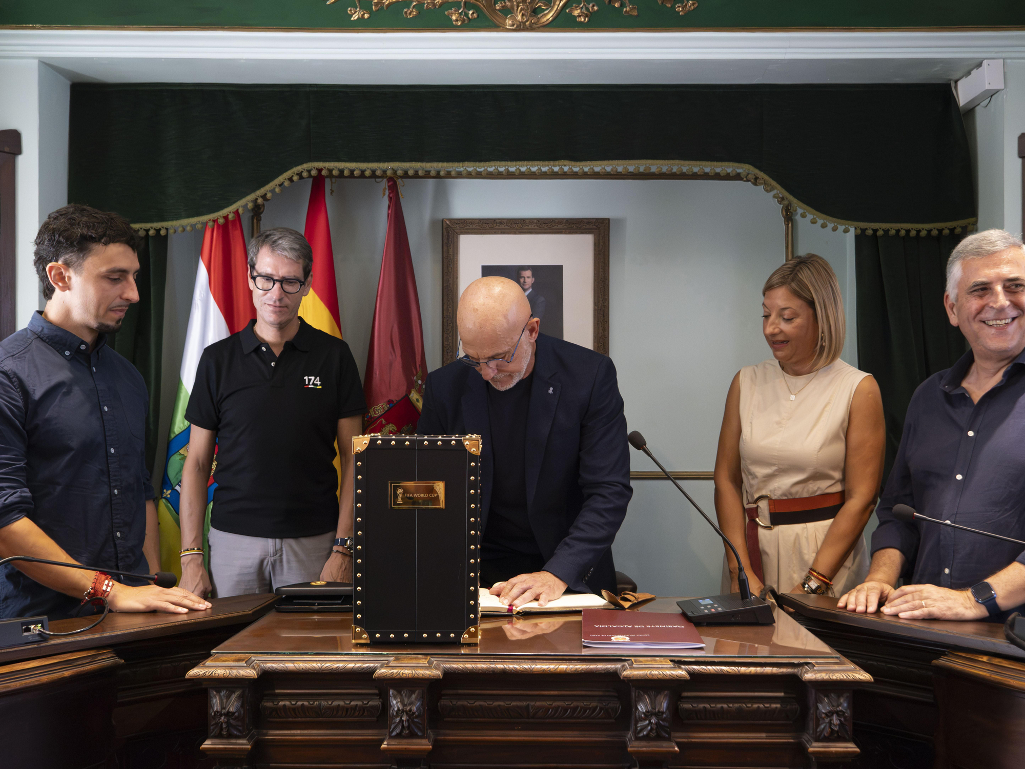 Homenaje al seleccionador Luis de la Fuente en Haro tras la victoria en el Mundial de fútbol