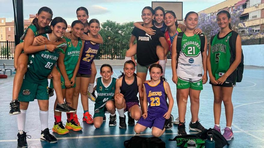 La cordobesa Marta Lopera se cita con la U17