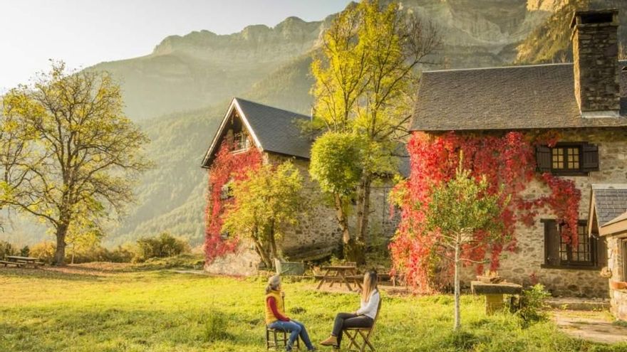Otoño en Huesca: cinco paisajes que descubrir entre bosques y acantilados