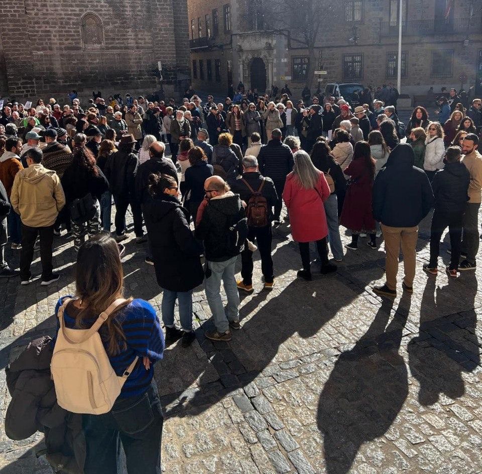 Parte de los asistentes a la concentración del 21 de febrero convocada por ARBA Toledo