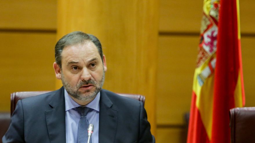 Archivo - El ministro de Transportes, Movilidad y Agenda Urbana, José Luis Ábalos, durante su comparecencia en el Senado en comisión de su departamento. En Madrid (España), a 3 de junio de 2020.