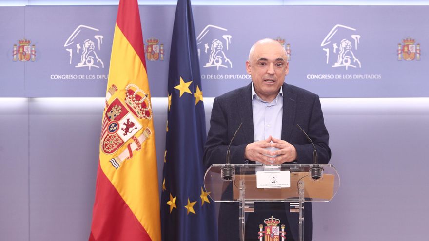 El secretario general del grupo socialista en el Congreso, Rafael Simancas, interviene en una rueda de prensa de la Junta de Portavoces programada en la Sala Mariana Pineda del Congreso de los Diputados, Madrid, (España), a 9 de febrero de 2021.