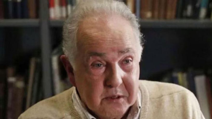 Peritaje caligráfico determinó que se manipularon piezas del "Caso Cuadernos"