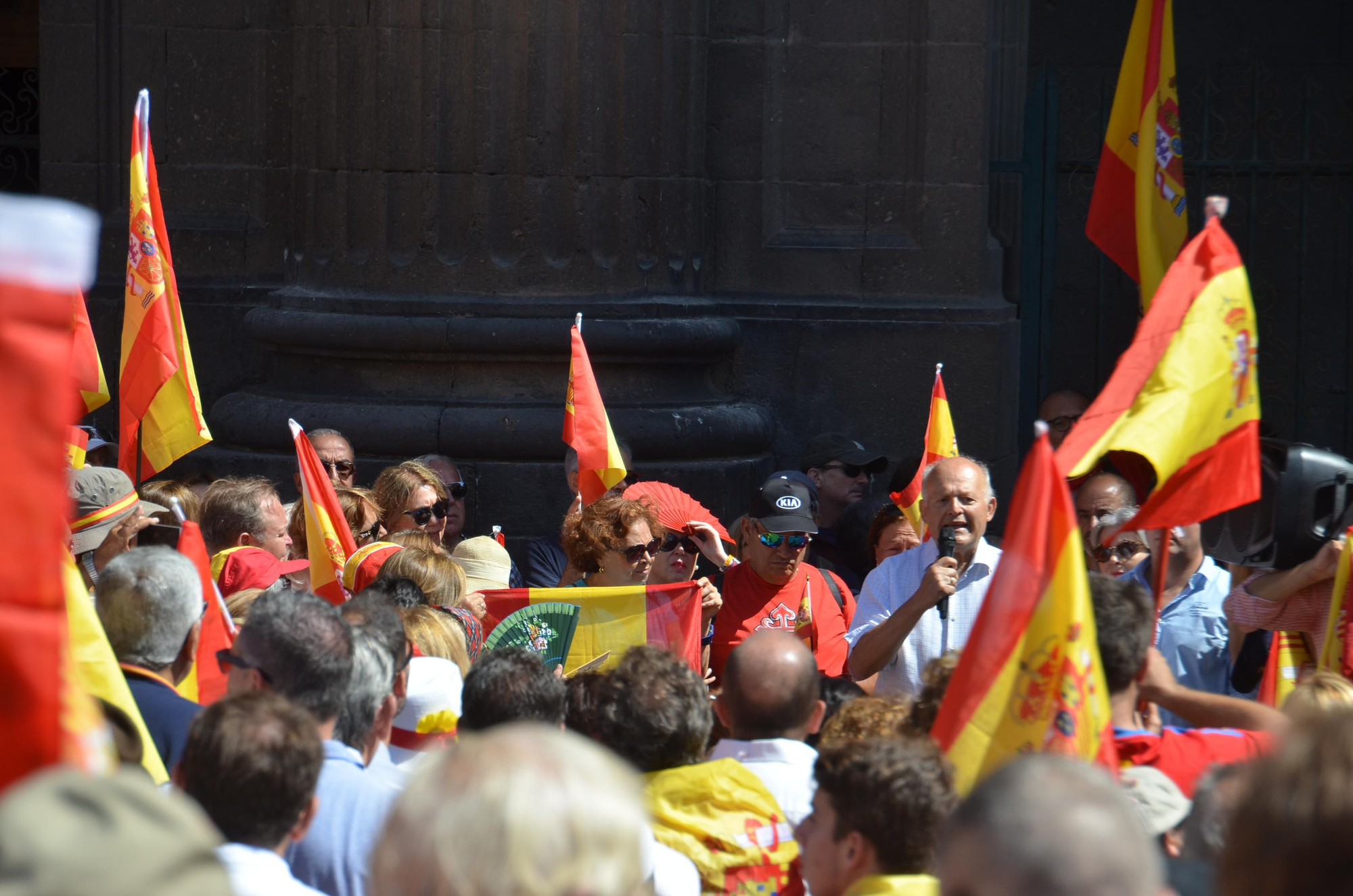 Eligio Hernández en la concentración por la unidad de España