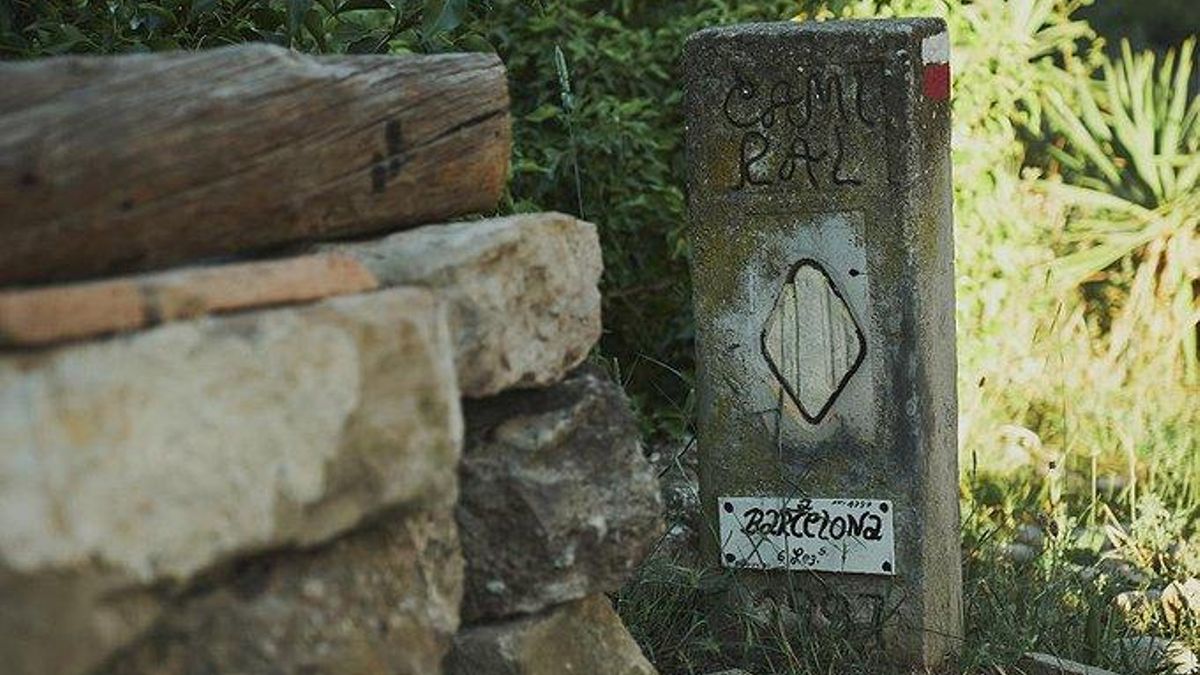 La soledad de las montañas y el tránsito constante de personas propiciaron que Vallhonesta fuera también escenario de innumerables leyendas y relatos de bandoleros
