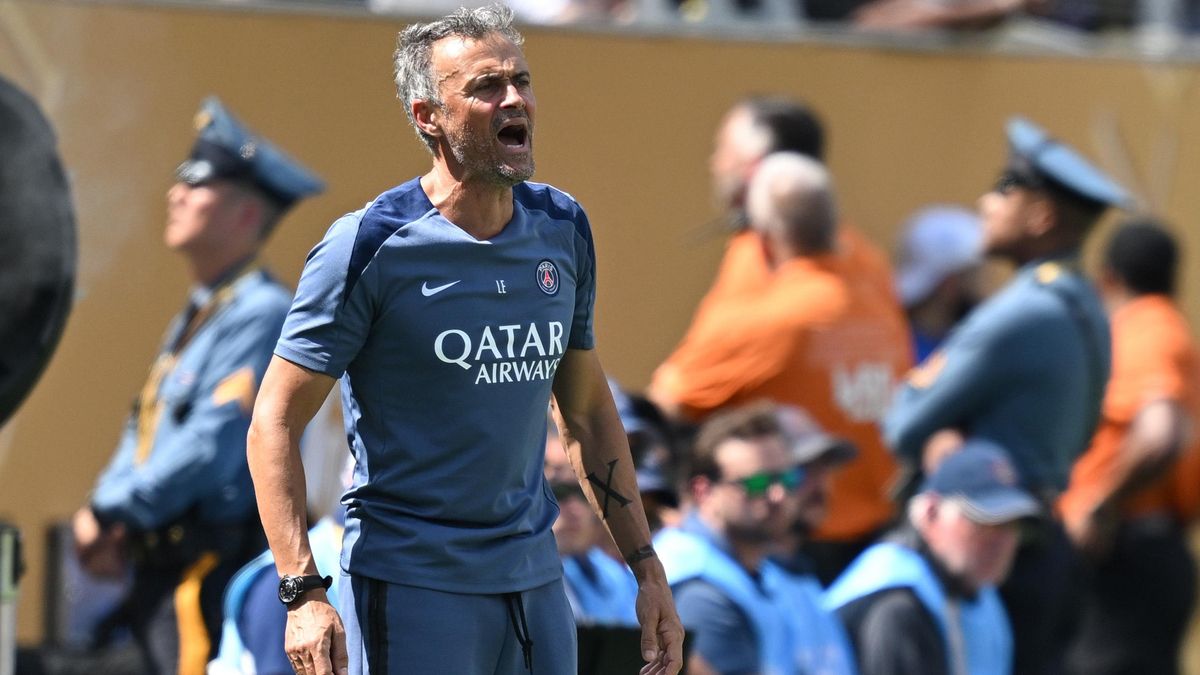 El PSG de Luis Enrique busca ante el Chelsea su temporada perfecta