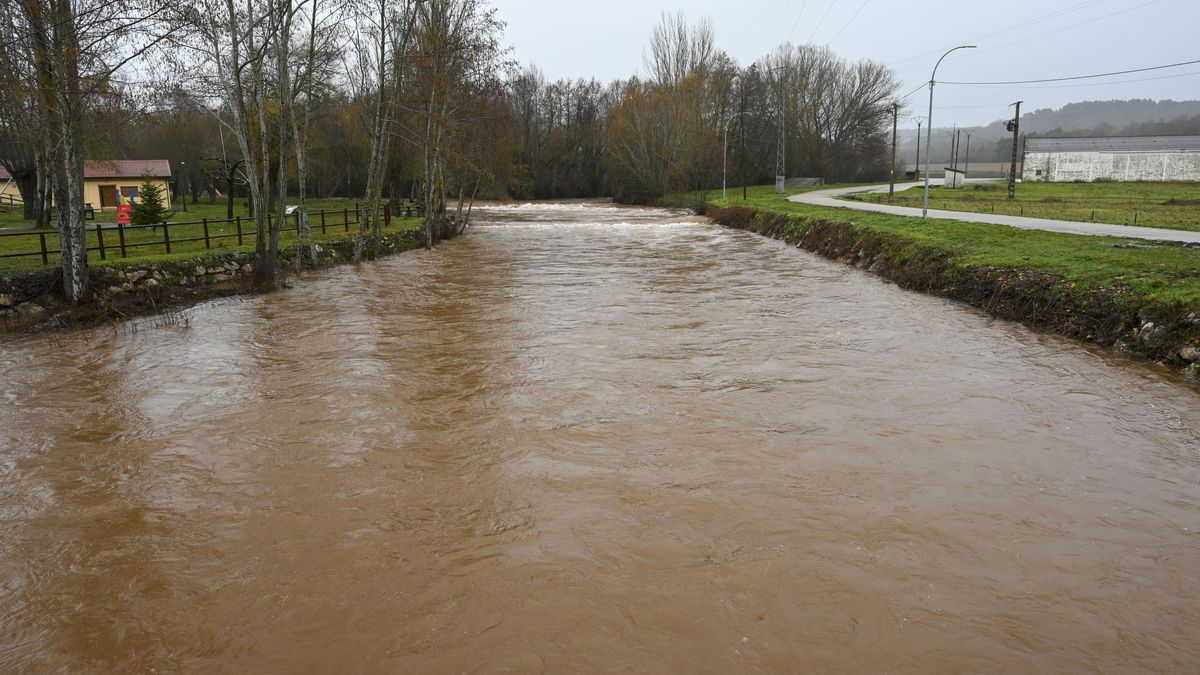 La borrasca Nils mantiene el aviso por viento en zonas de Burgos, Segovia, Soria y por caudal en 70 tramos de ríos