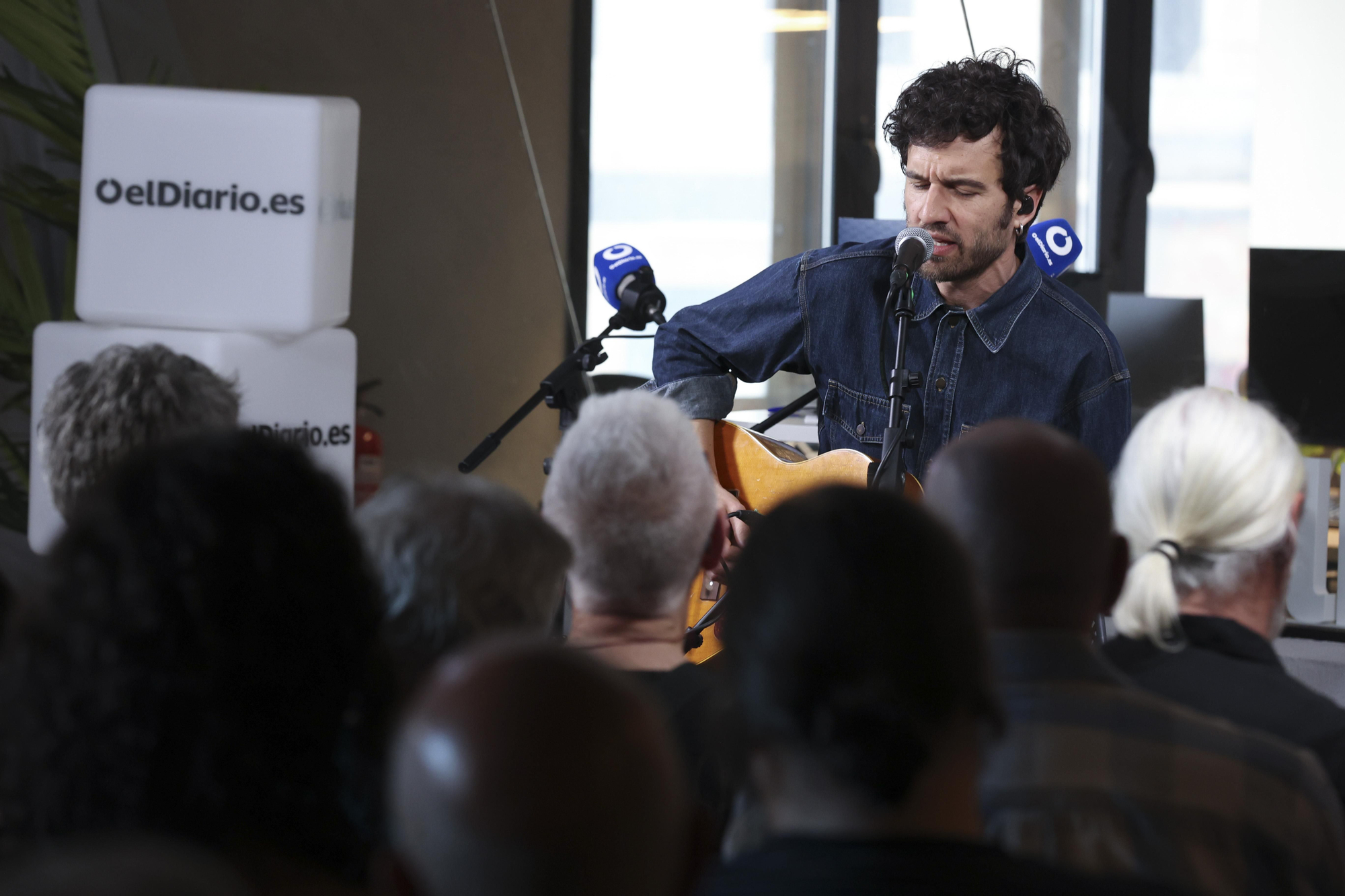 Guille Galván en la redacción de elDiario.es, en imágenes