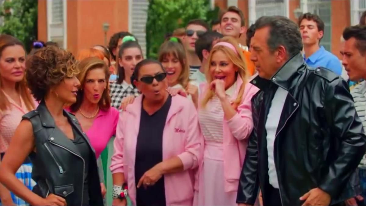 Vídeo: 'Y ahora Sonsoles' anuncia su vuelta de vacaciones al estilo  'Grease', con Ónega y Brasero como Sandy y Danny Zuko