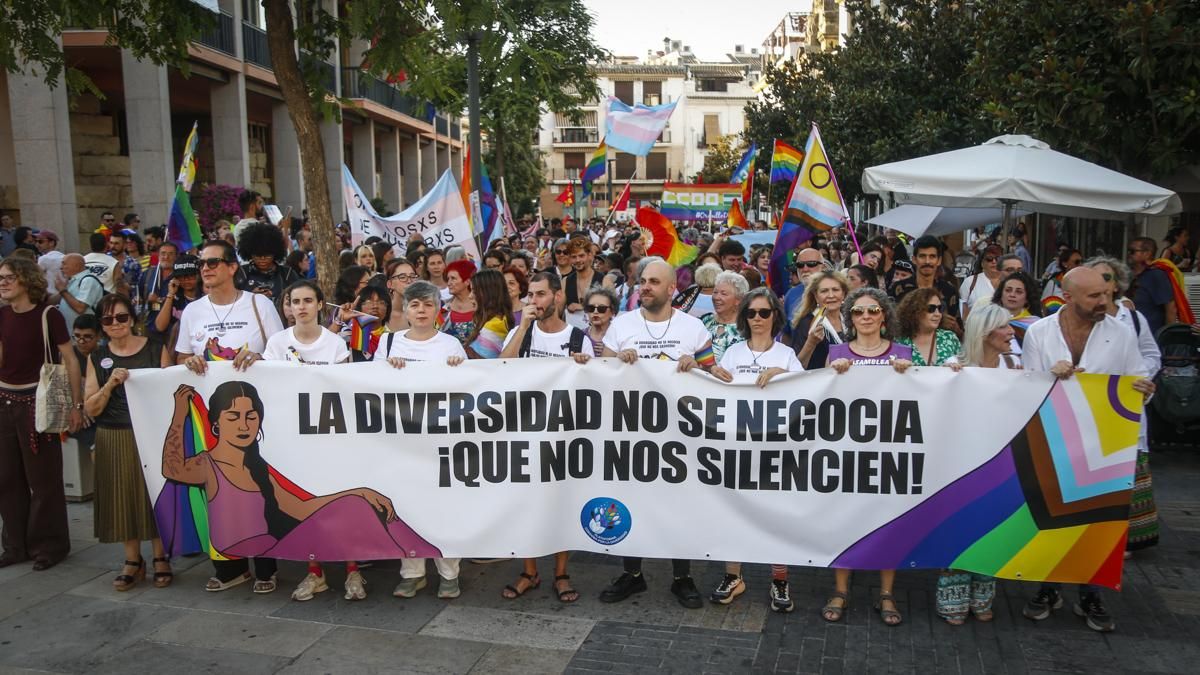 Marcha del Orgullo convocada por la Plataforma Córdoba por la Diversidad
