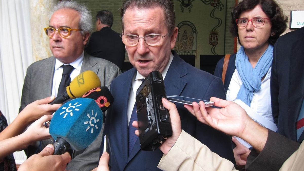 De Llera cuestiona "a ver de dónde saca tiempo" Alaya tras los últimos requerimientos de documentación a la Intervención