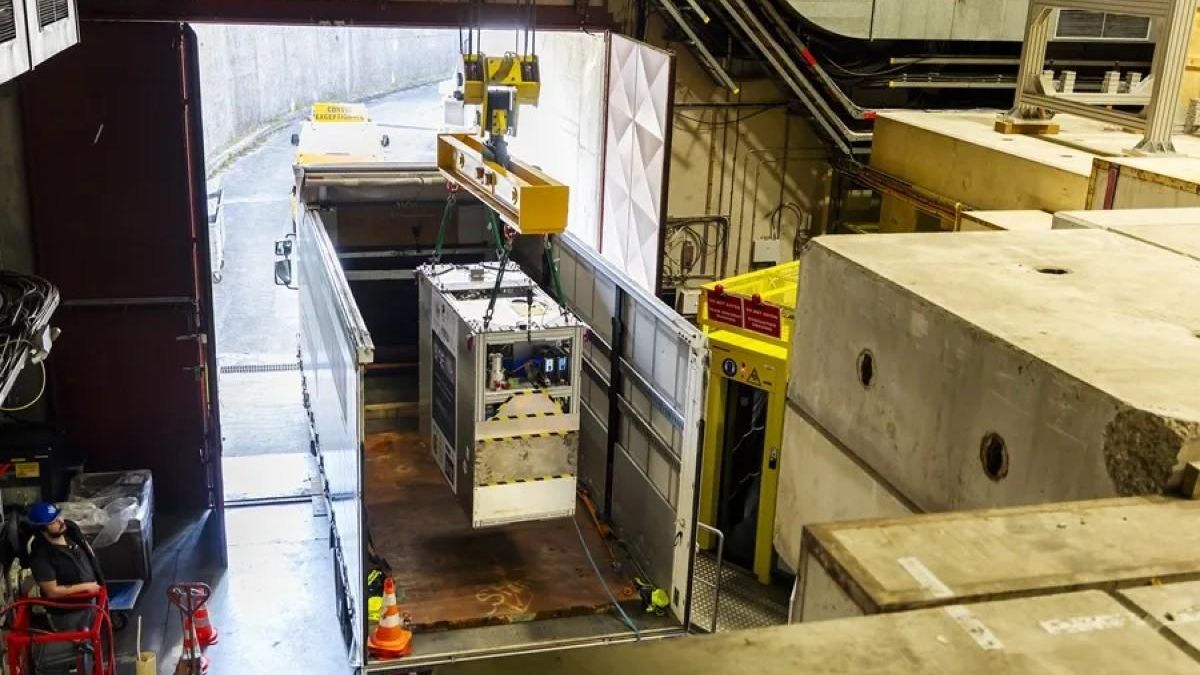 El CERN logra un hito histórico: transportar antimateria en un camión