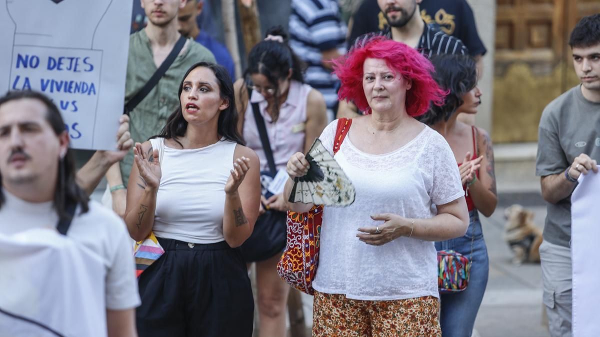 Concentración por la vivienda en Córdoba