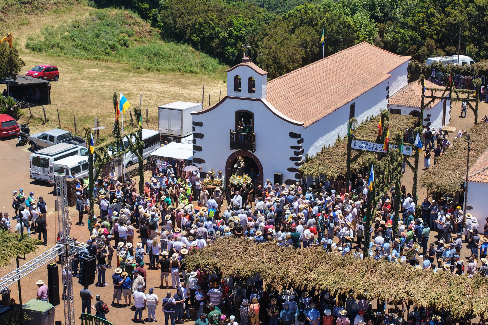 Imagen de dron de la fiesta de San Antonio del Monte, este sábado. POLICÍA LOCAL DE LA VILLA DE GARAFÍA